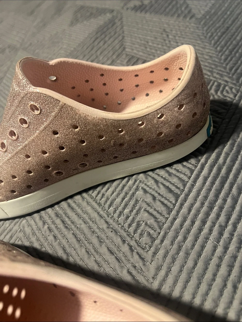 Native Glitter Jefferson Slip-On Sandals (1)